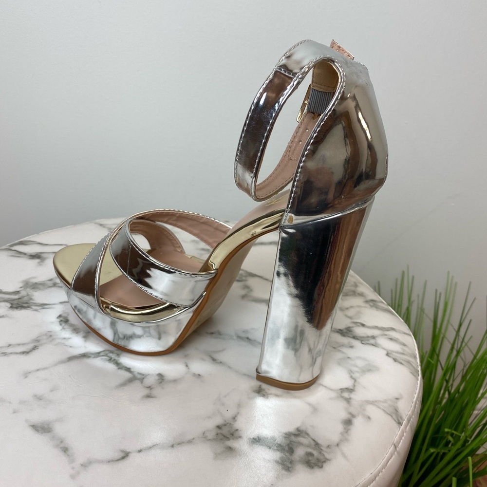 ‼️ Silver Platform High Heel Ankle Strap Open Toe - Picture 5 of 8